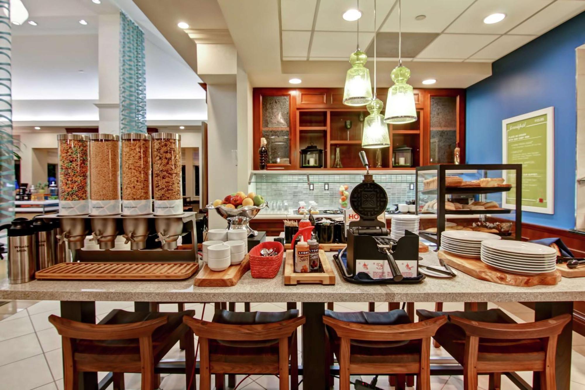 Hilton Garden Inn Toronto/Μπέρλινγκτον Εξωτερικό φωτογραφία