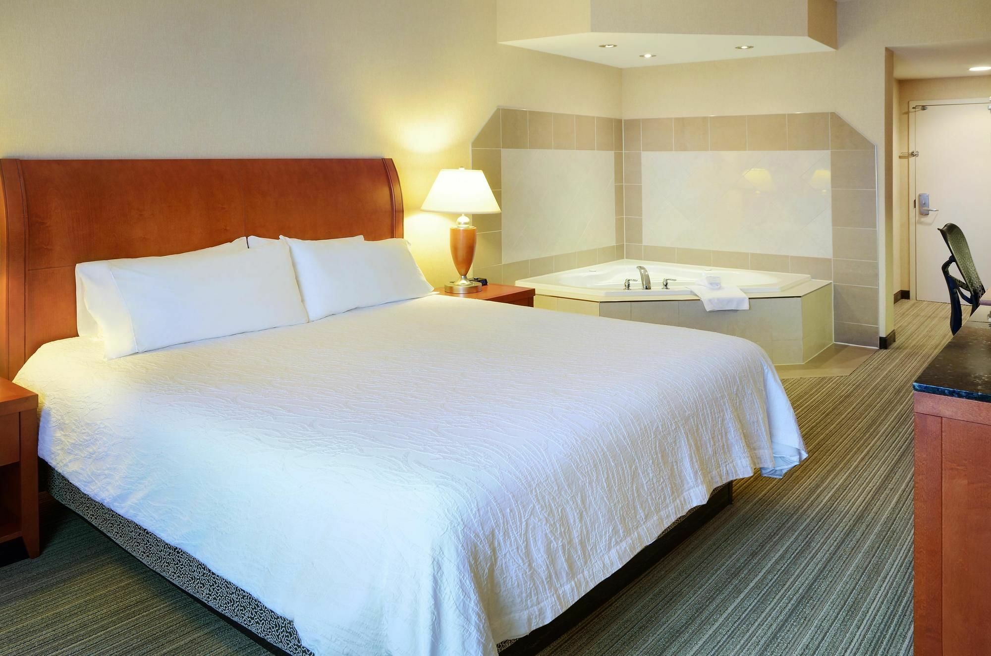 Hilton Garden Inn Toronto/Μπέρλινγκτον Εξωτερικό φωτογραφία
